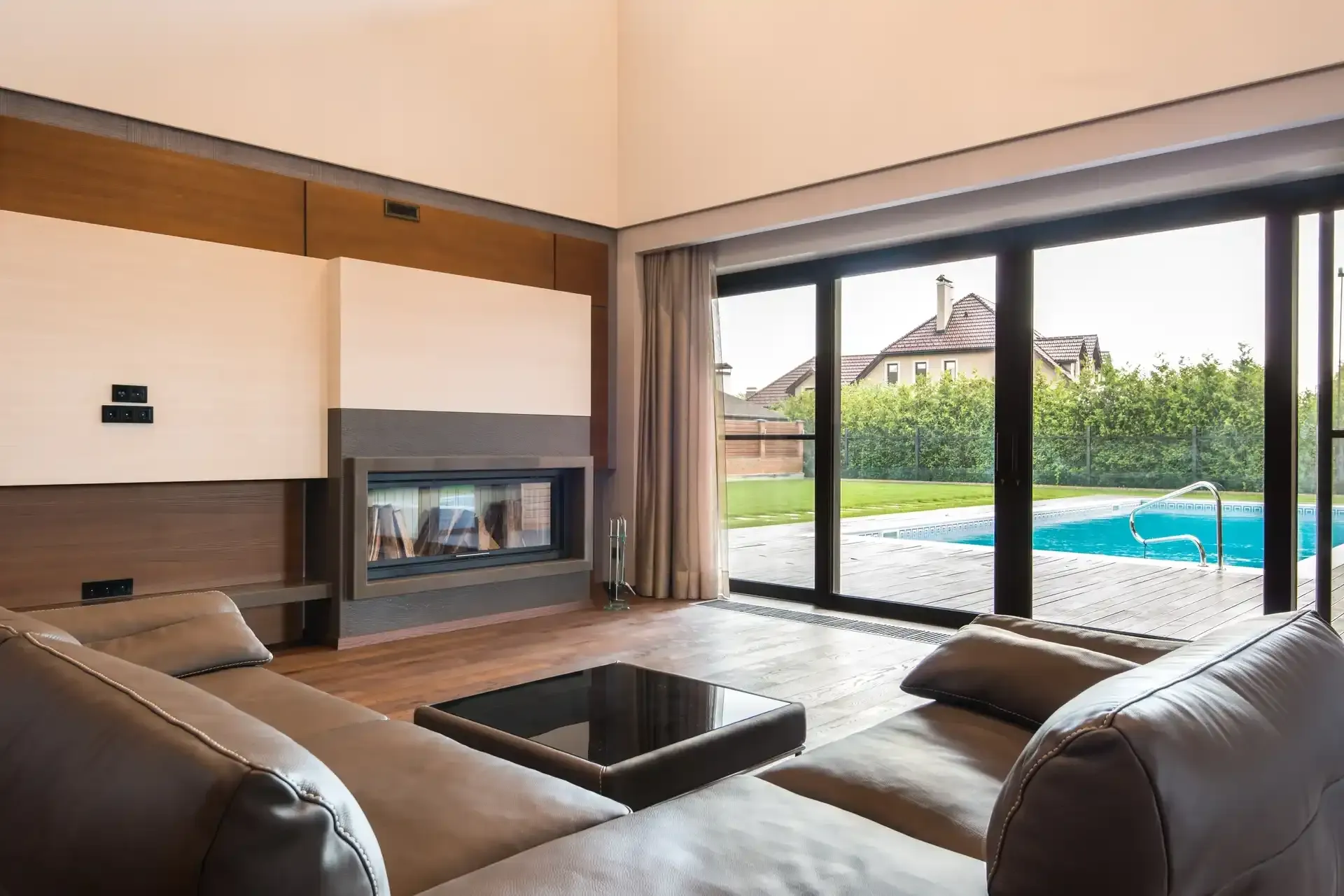 Sistem pintu geser aluminium modern